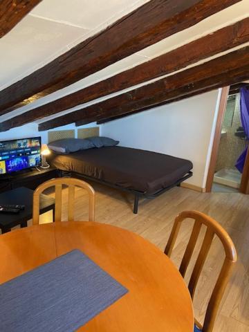 Calle Embajadores - Apart 4 Pax Pza Cascorro Madrid Esterno foto